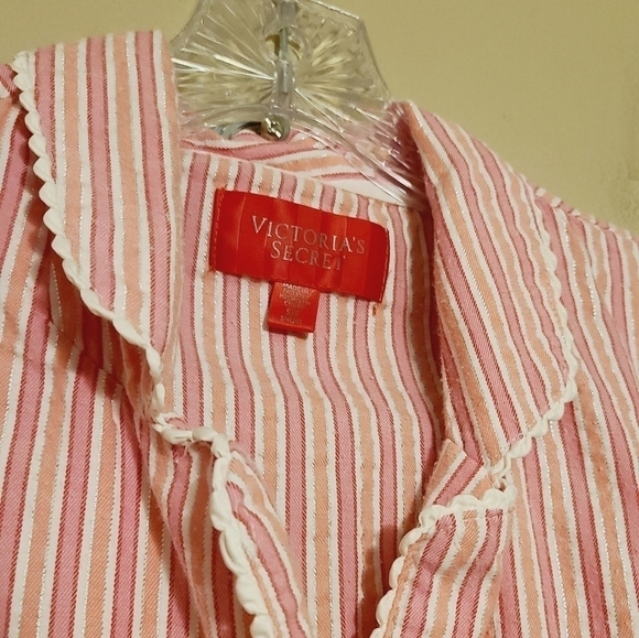 Victoria's Secret Red Label | Women's Two Piece Striped Pajama Pants Set (Small) - Picture 5 of 16